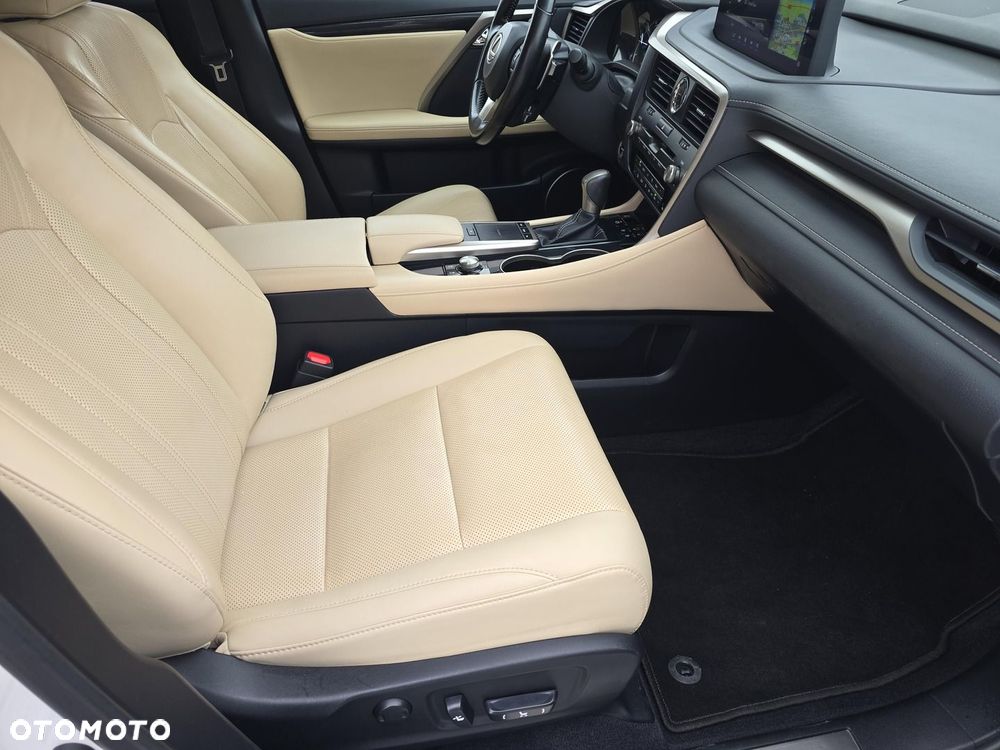 Lexus RX 450h F-Impression - 10