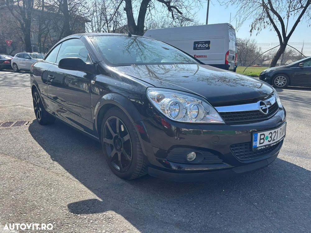Opel Astra 1.9 CDTI Cosmo - 1