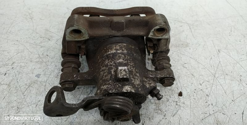 Pinça Tras Direita Opel Astra H (A04) - 3