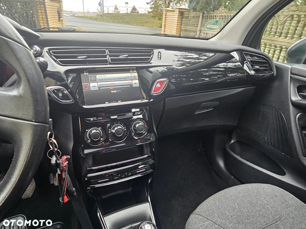 Citroën C3 1.2 PureTech Shine - 23