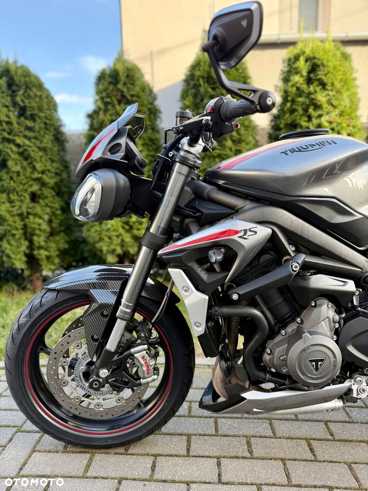 Triumph Street Triple - 7