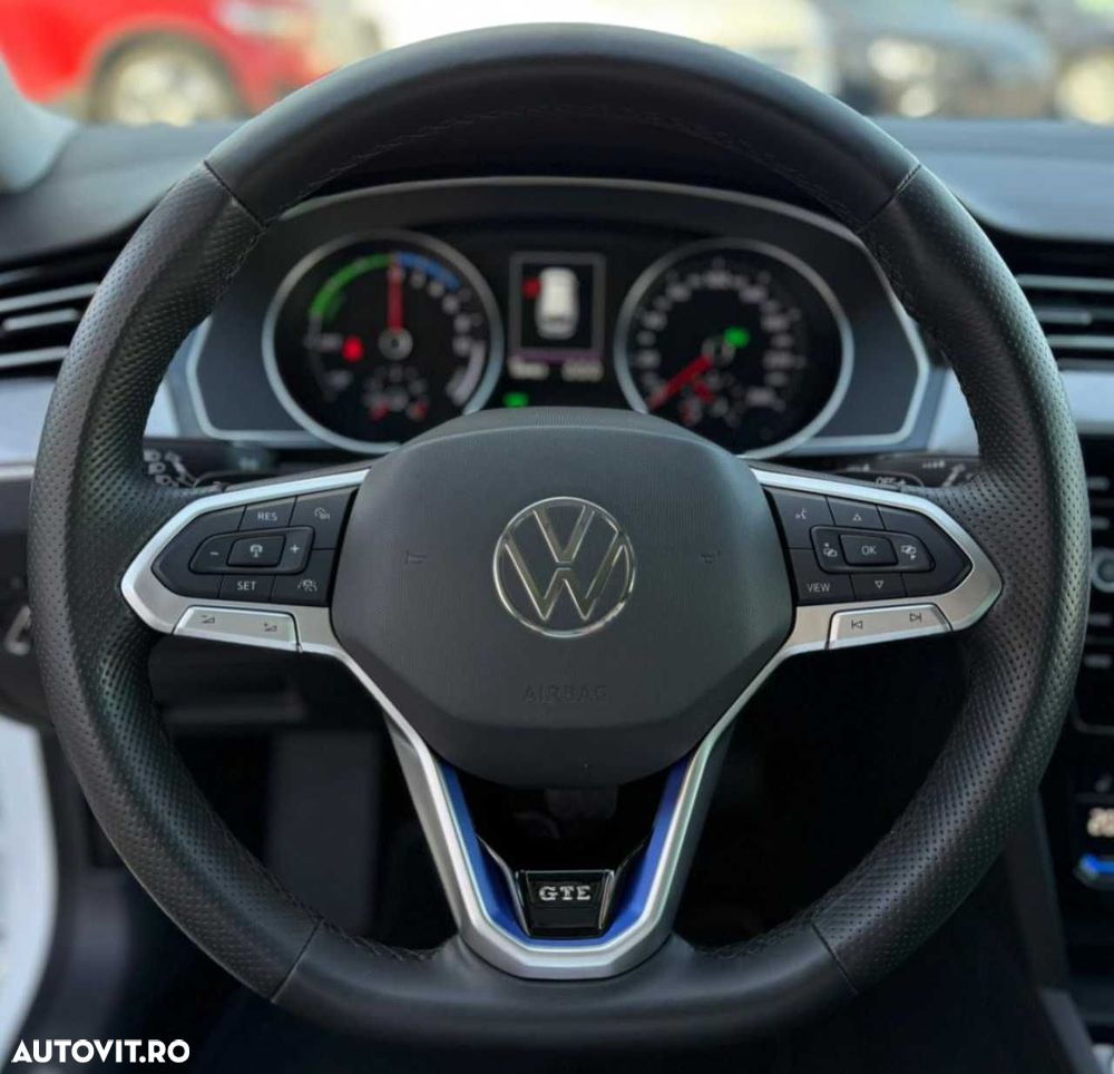 VOLKSWAGEN Passat 2020 — imagine 24