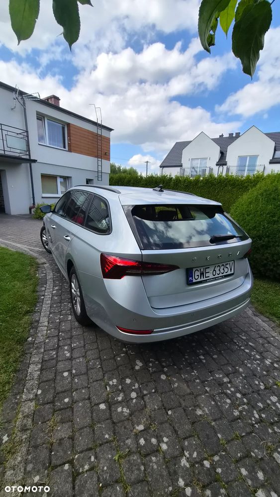 Skoda Octavia 2.0 TDI Ambition DSG - 3