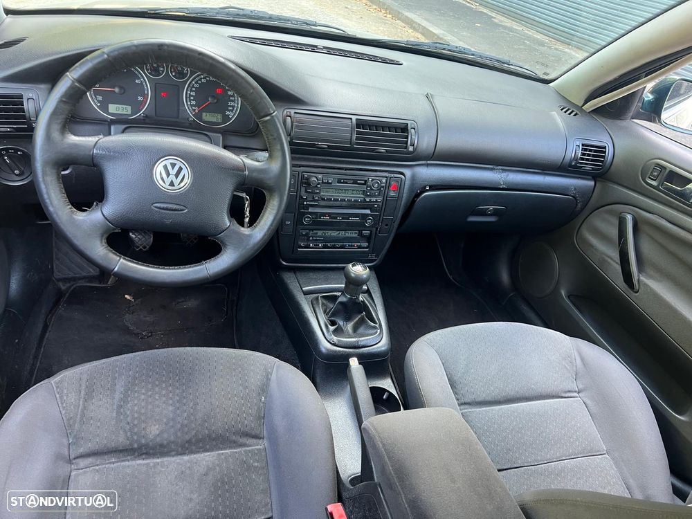 VW Passat Variant 1.9 TDi Confortline - 16