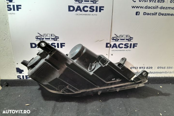 Far stanga 5N2941031G / 1ED247038-03 5N2941031G / 1ED247038-03 Volksw - 5