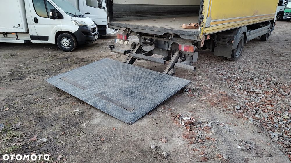 Mercedes-Benz Atego 1218 - 21