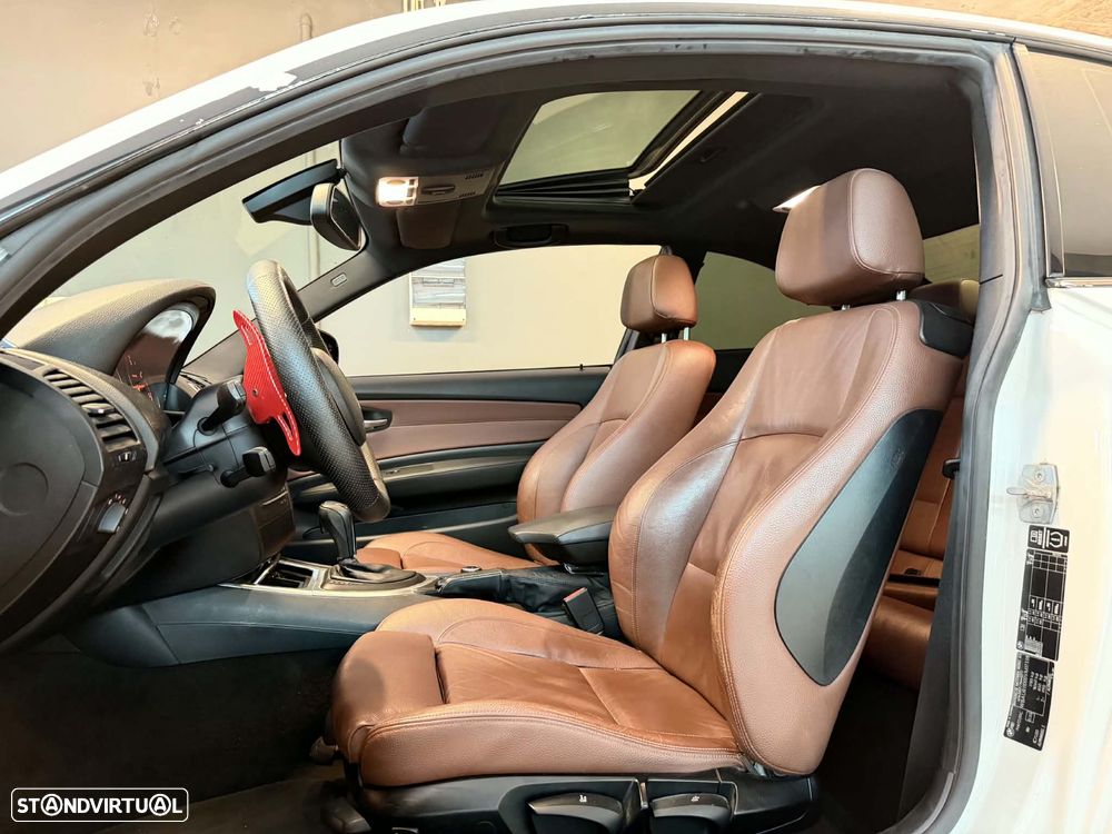 BMW 118 d Aut. Limited Edition Lifestyle c/ M Sport Pack - 8