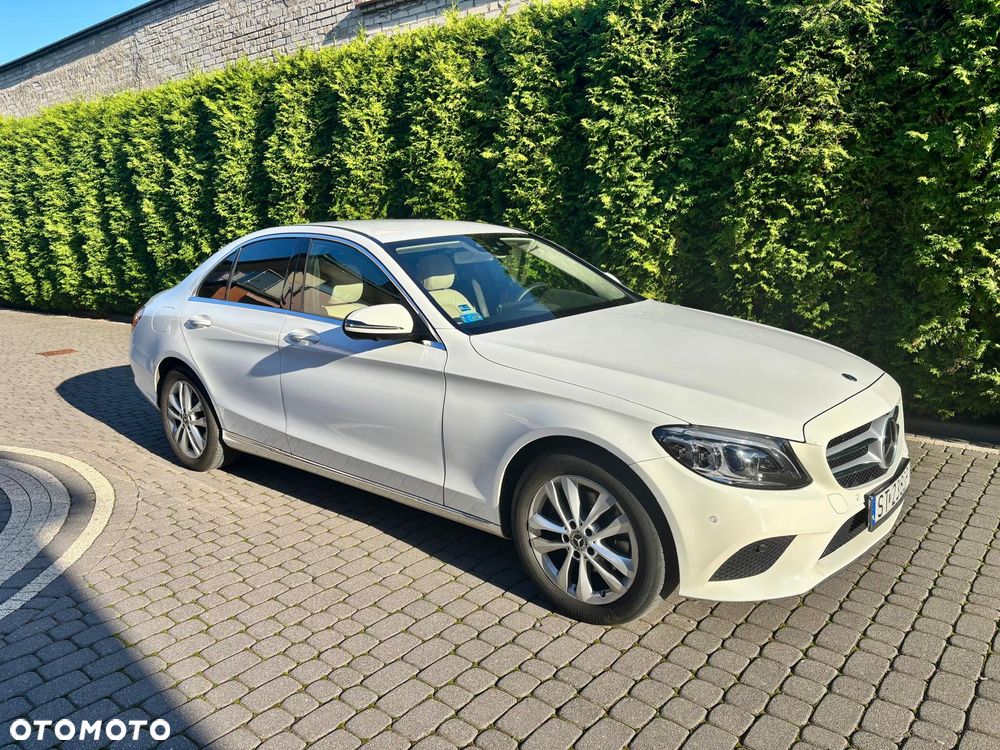 Mercedes-Benz C-Class 2019 photo 3