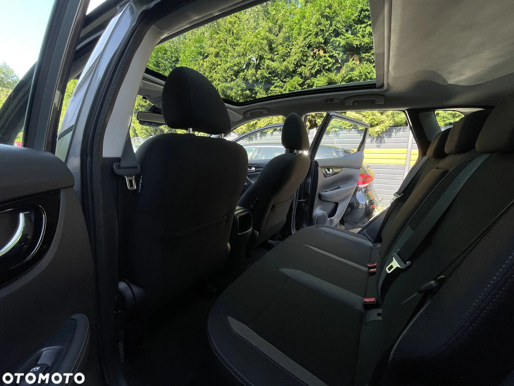 Nissan Qashqai 1.5 dCi DCT TEKNA - 34