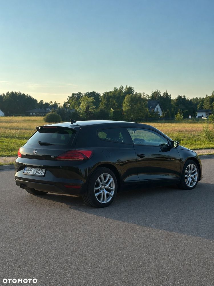 Volkswagen Scirocco 1.4 TSI BMT Perfectline - 4