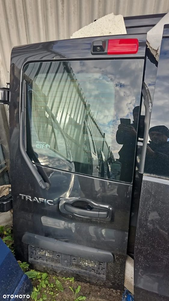 TRAFIC III VIVARO drzwi lewe tylne - 1