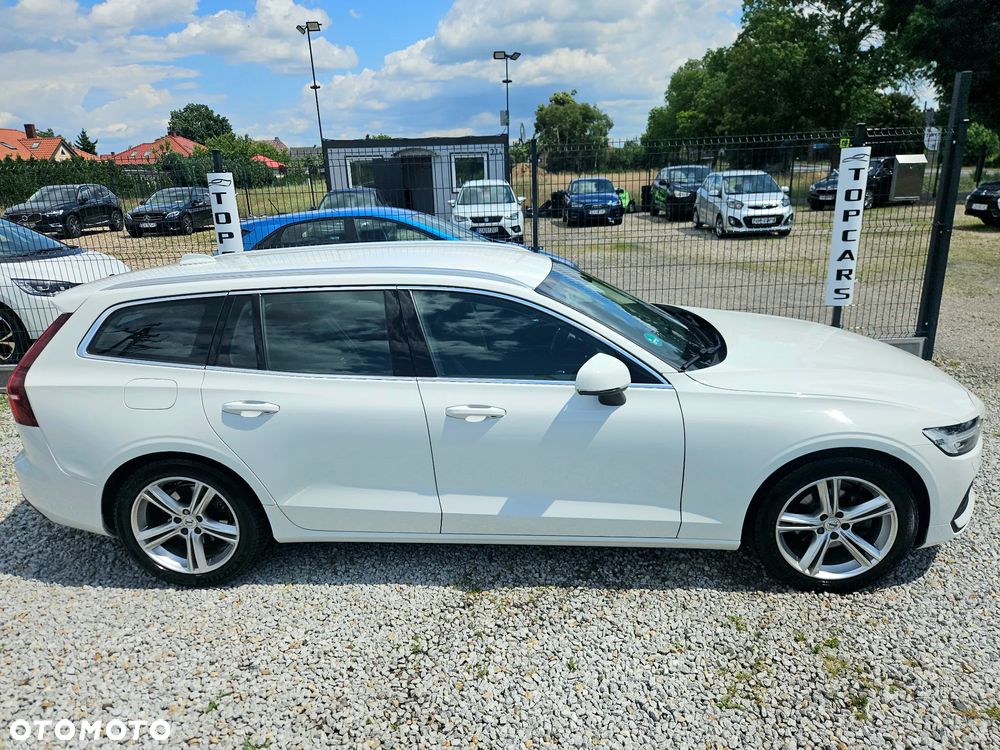 Volvo V60 D4 Momentum - 17