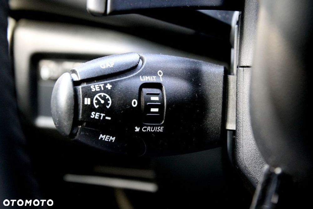 Citroën C5 Aircross 1.2 PureTech Shine EAT8 - 32