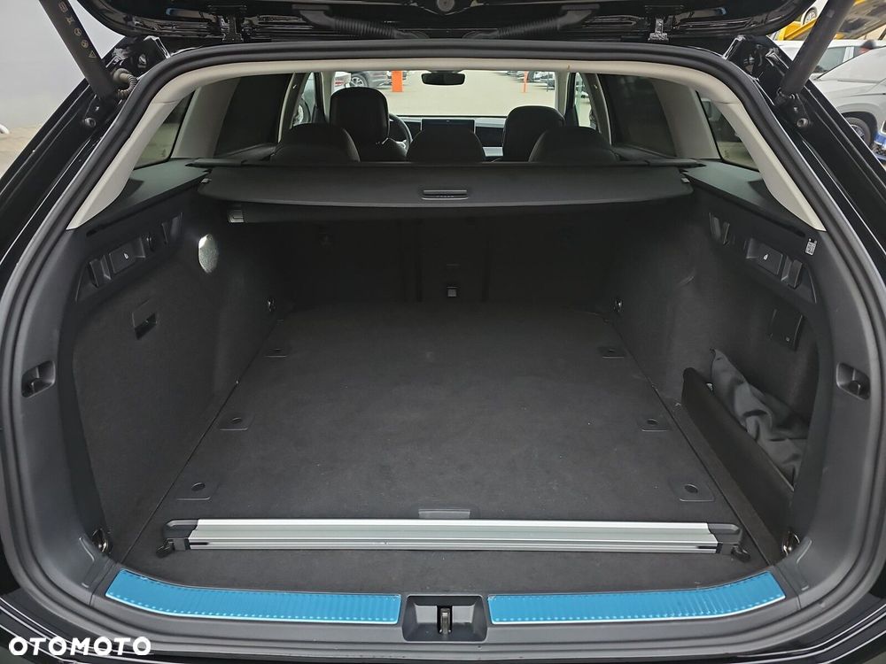 Volkswagen Passat - 18