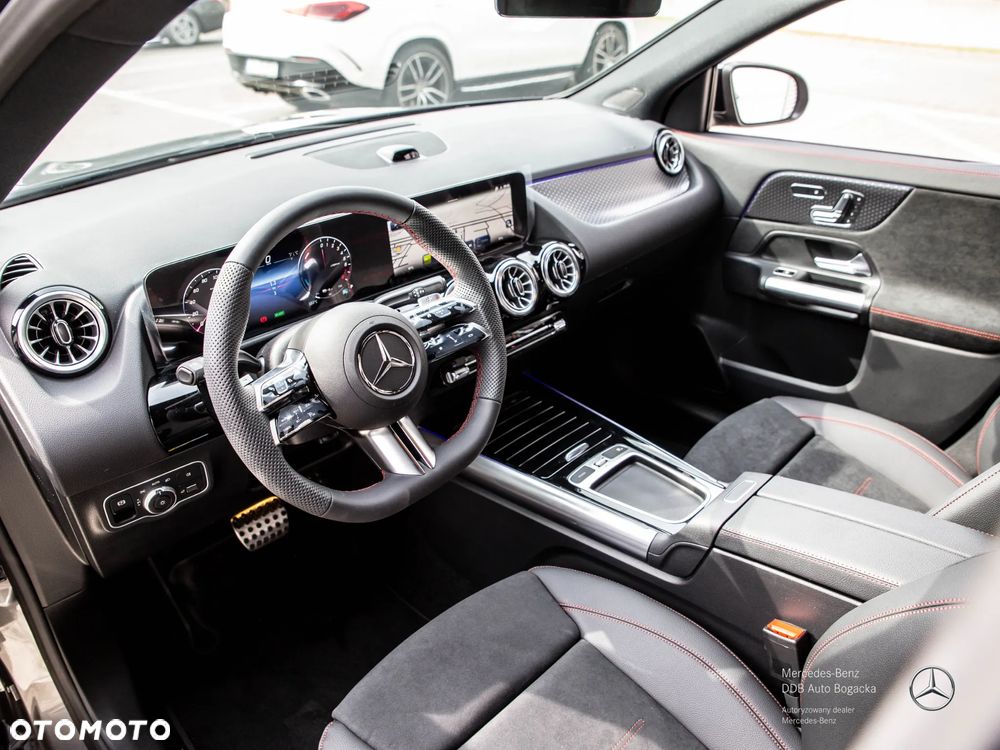 Mercedes-Benz GLA 250 e PHEV AMG Line 8G-DCT - 8