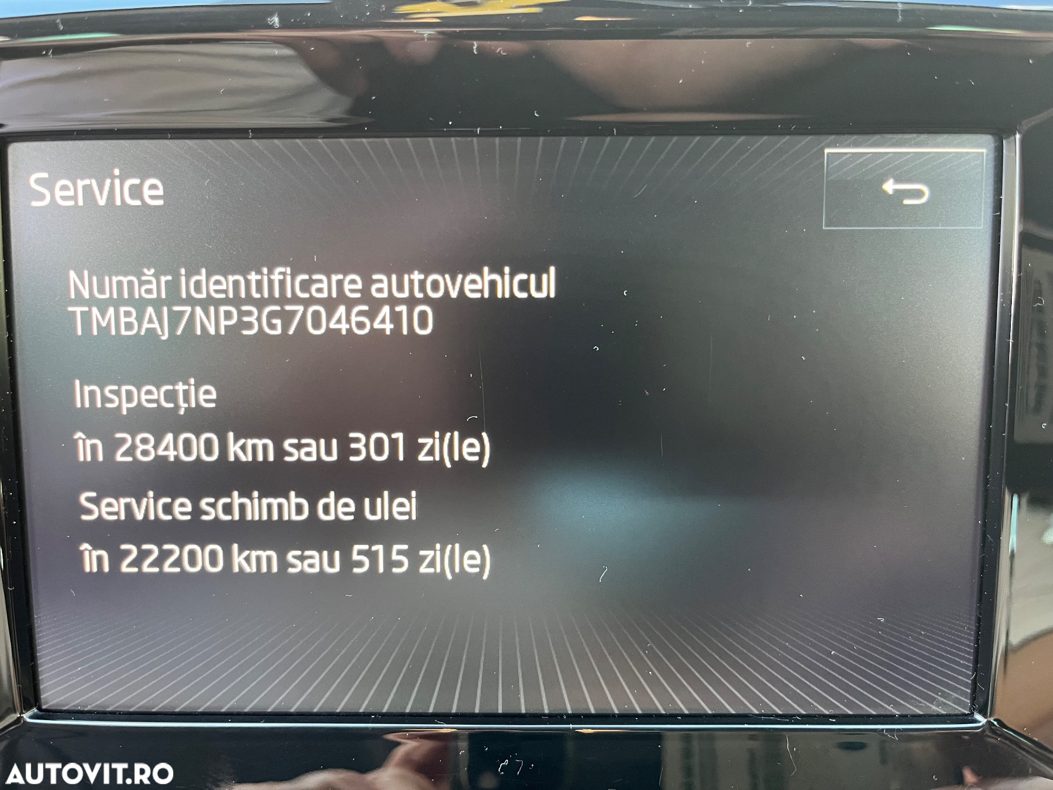 Skoda Superb 2.0 TDI DSG Ambition - 29