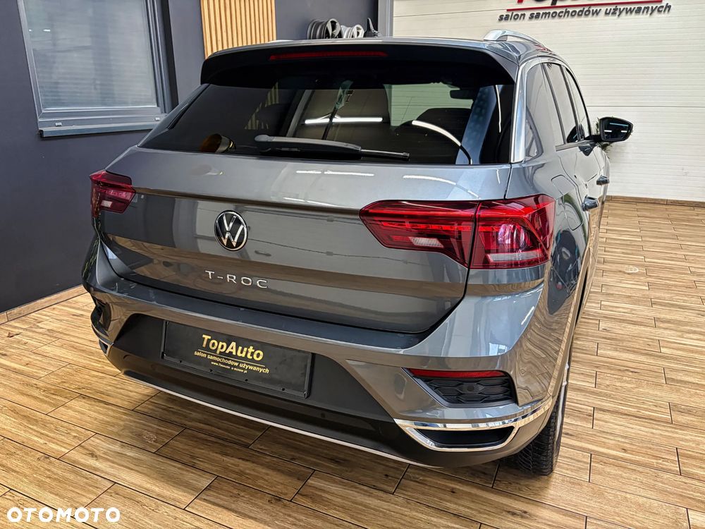 Volkswagen T-Roc - 8