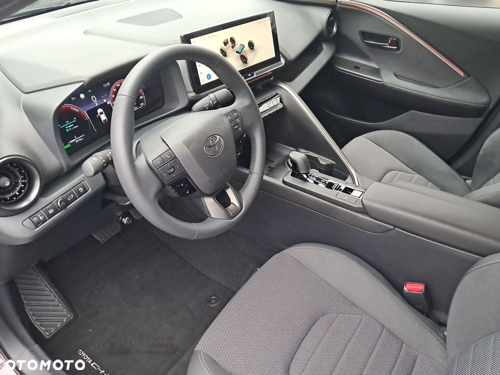 Toyota C-HR - 8