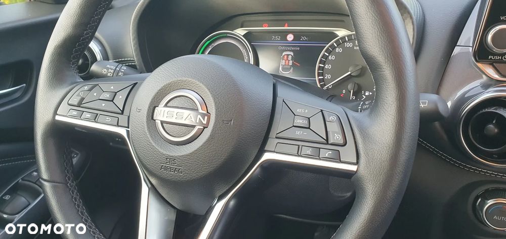 Nissan Juke 1.6 4AMT Premiere Edition - 36