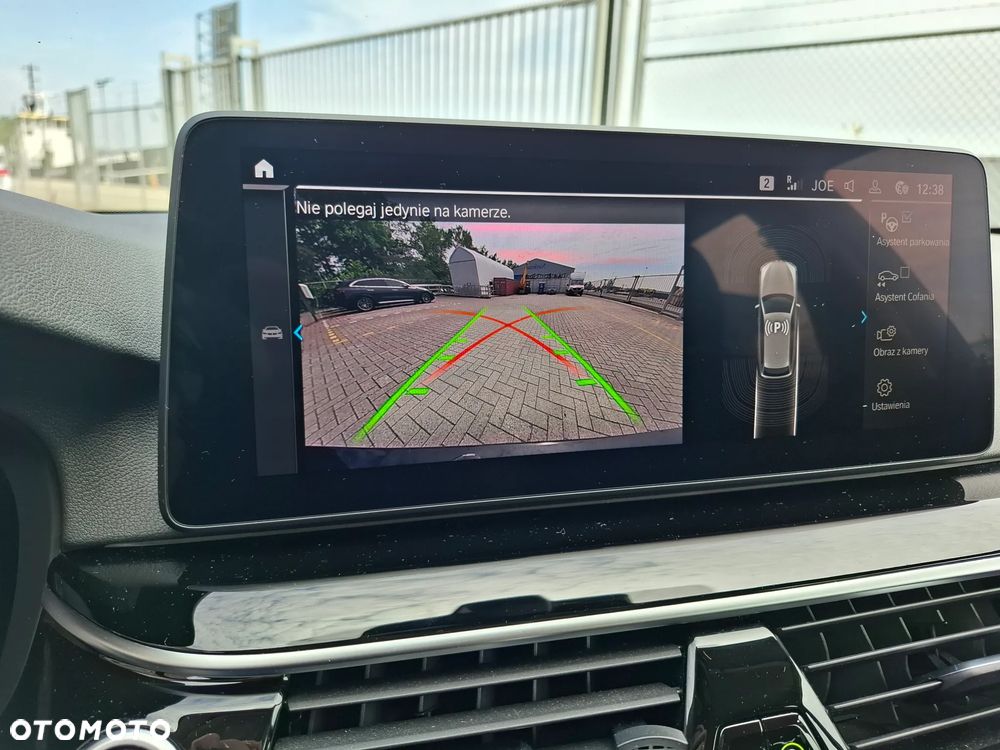 BMW Seria 5 530e Luxury Line sport - 13