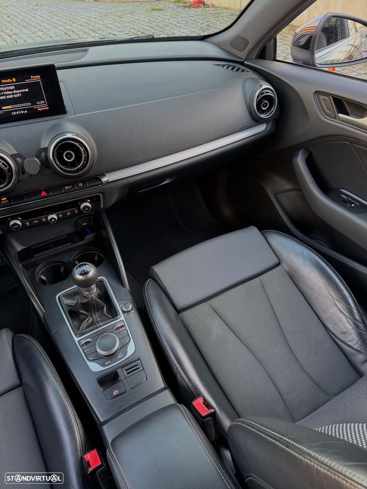 Audi A3 1.6 TDI S-line - 19