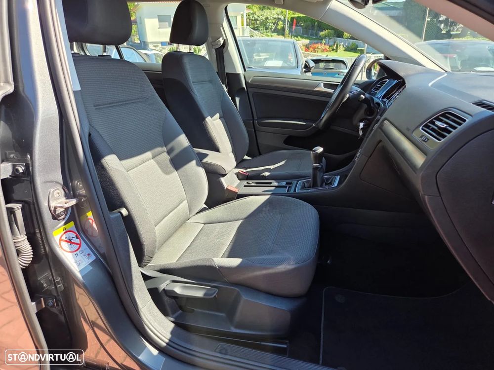 VW Golf 1.0 TSI Confortline - 13