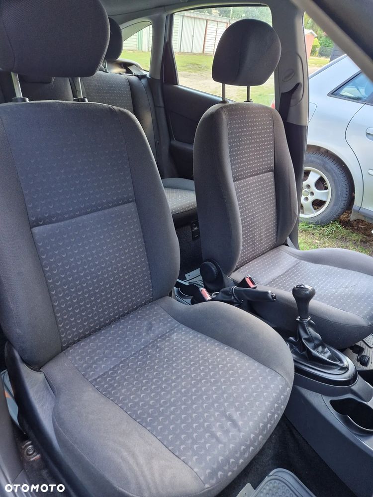 Ford Focus 1.6 Comfort - 3