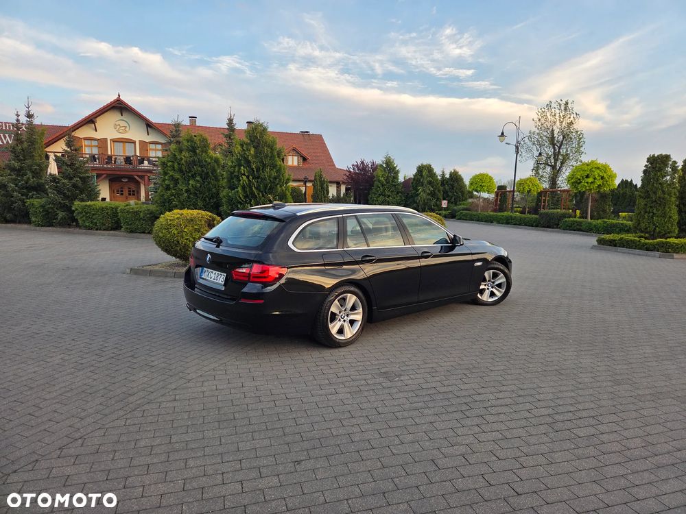 BMW Seria 5 520d - 15