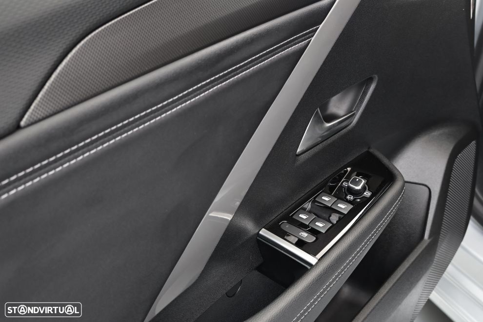 Opel Astra Sports Tourer 1.2 T GS Aut. - 25