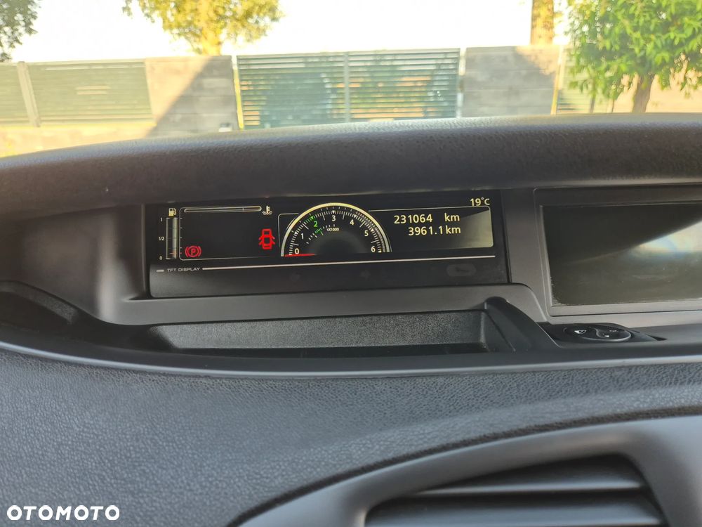 Renault Grand Scenic Energy dCi 110 S&S LIMITED - 26