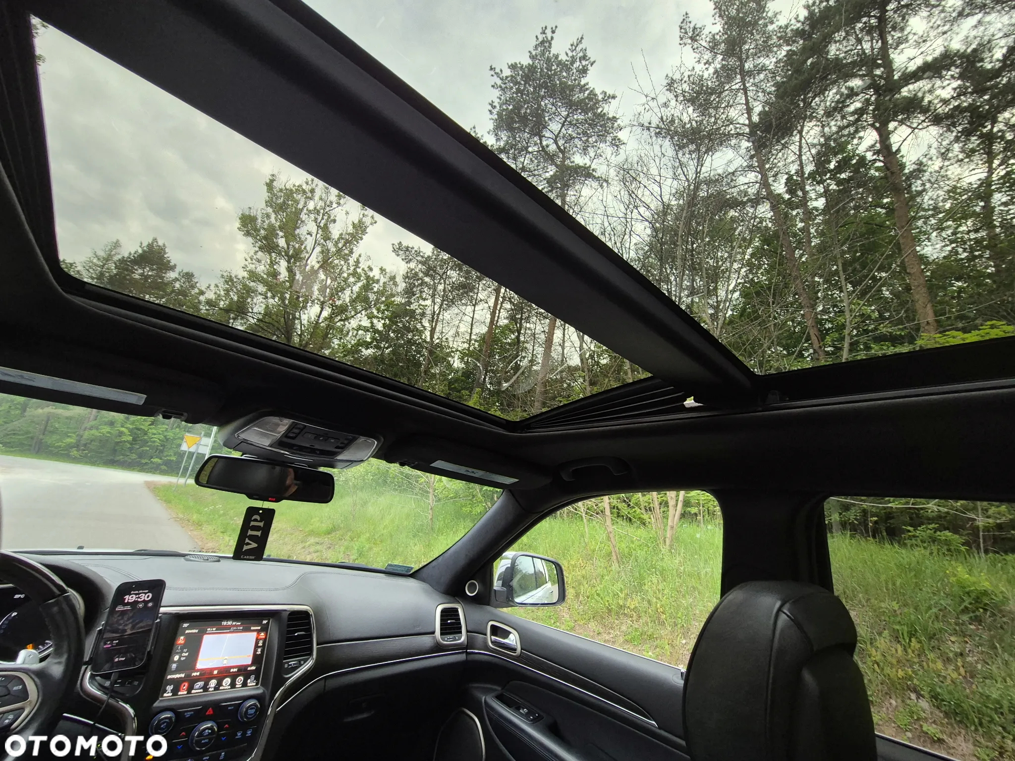Jeep Grand Cherokee 5.7 V8 Overland Summit - 13