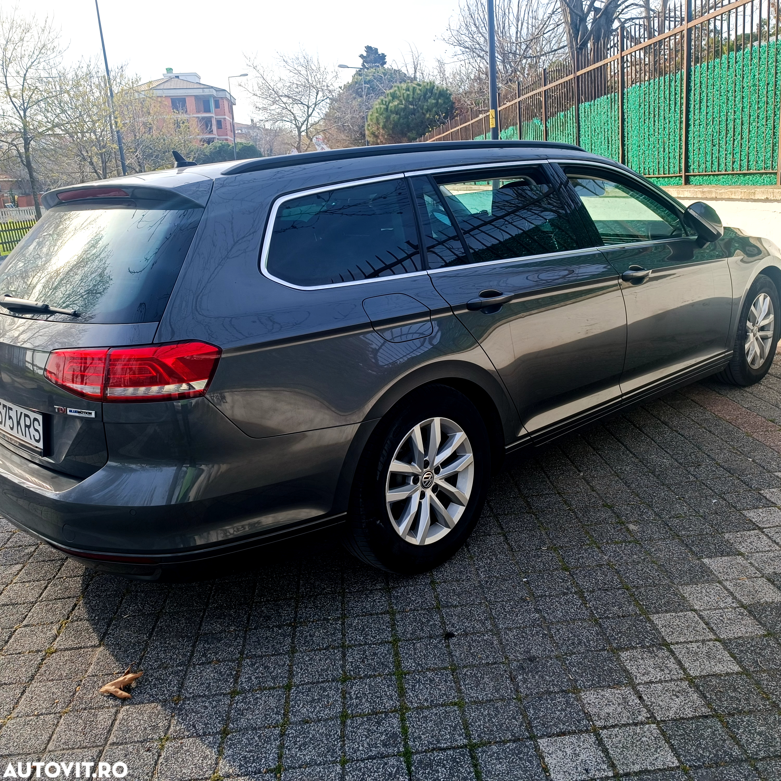 Volkswagen Passat Variant 1.6 TDI (BlueMotion Technology) Comfortline - 7