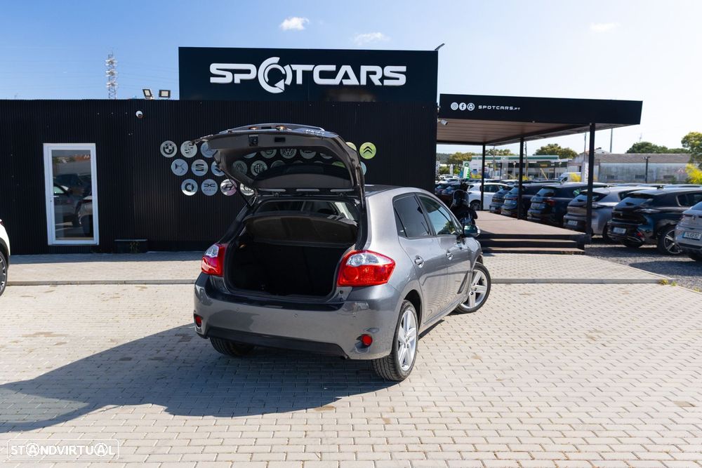 Toyota Auris 1.4 D-4D Comfort - 9