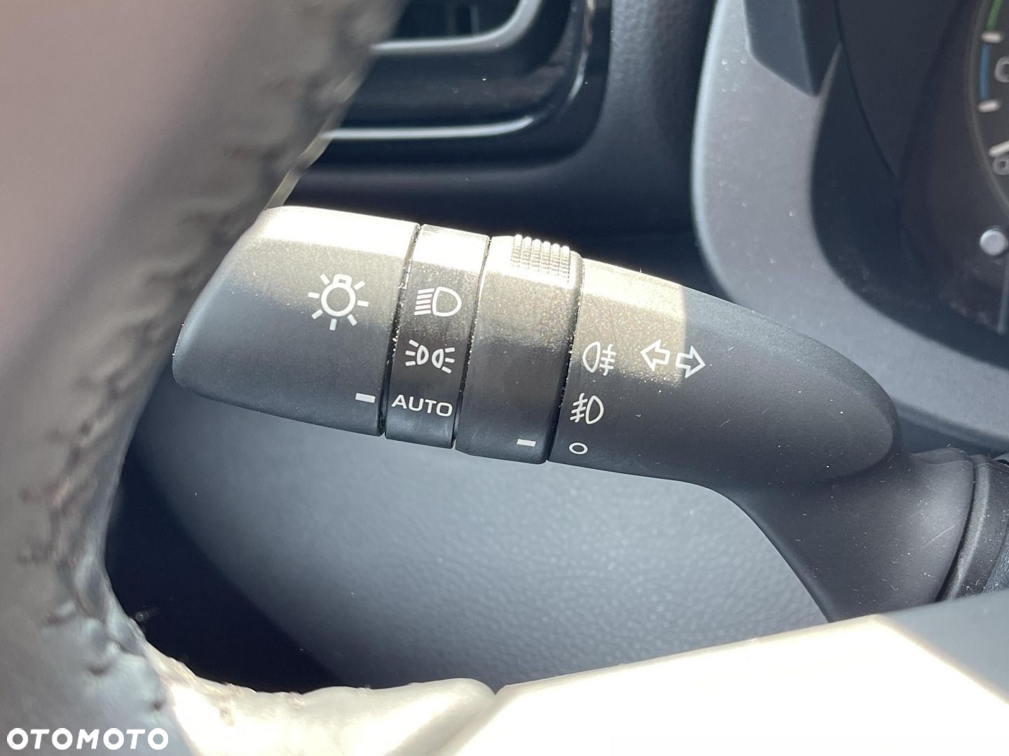 Toyota Yaris - 16