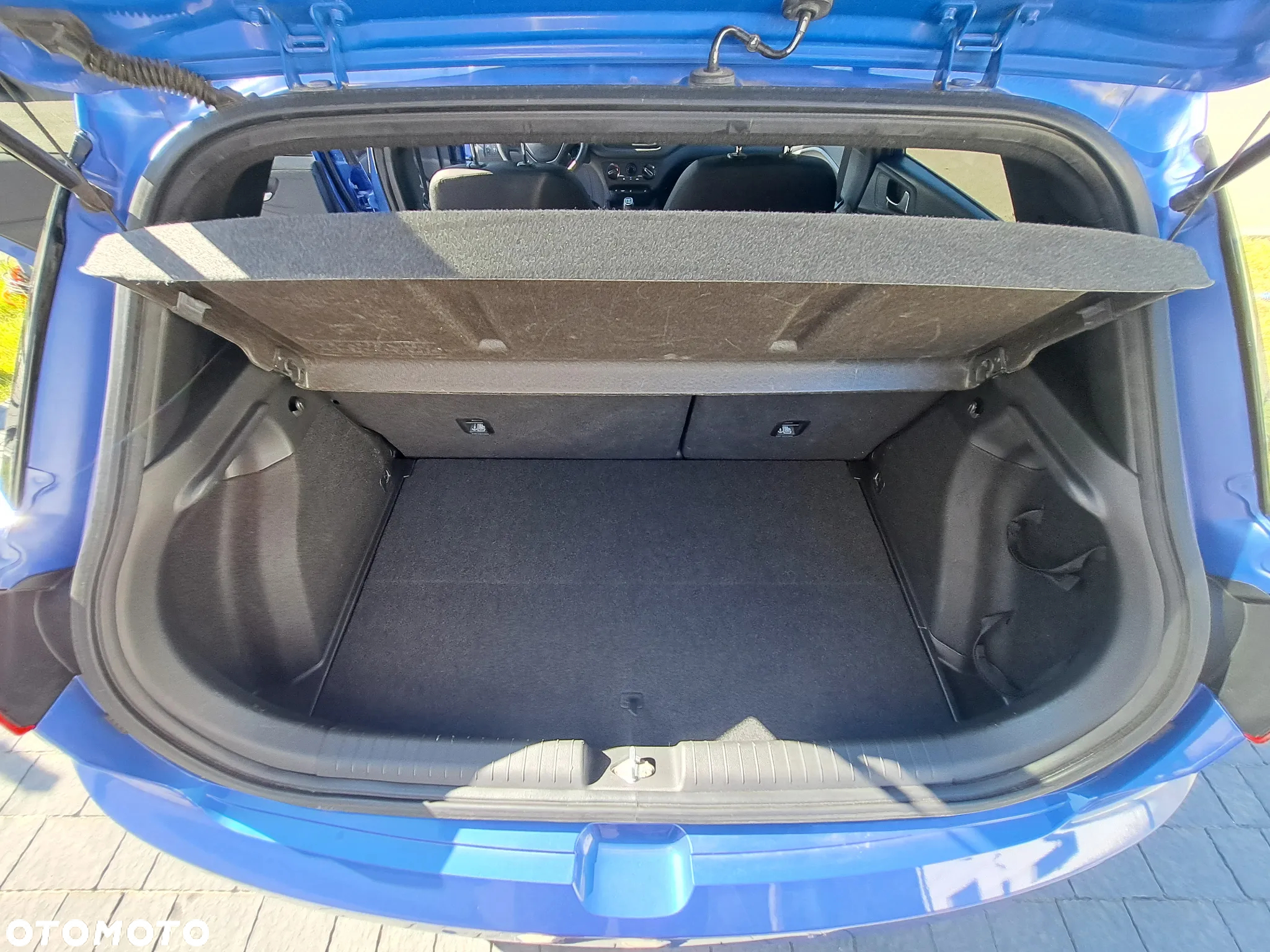 Hyundai i20 1.2 BlueDrive Go - 35