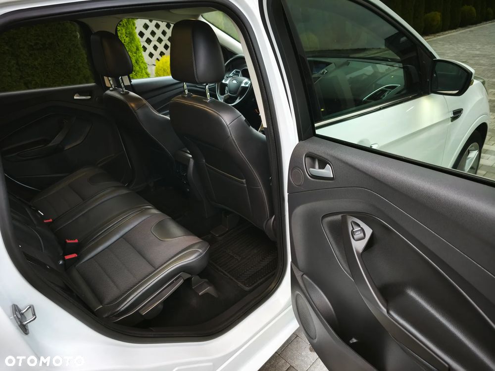 Ford Kuga 2.0 TDCi 4x4 Individual - 12