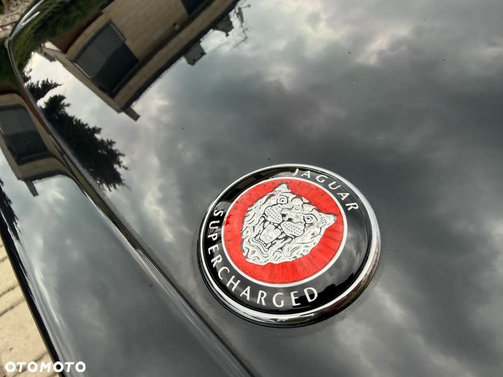 Jaguar XK - 8
