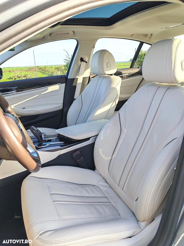 BMW Seria 5 520d Aut. Luxury Line - 22