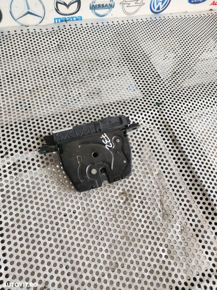 Broasca Blocare Incuietoare Portbagaj Haion Hayon Bmw Seria 4 F32 Cod  - Dezmembrari Arad - 5