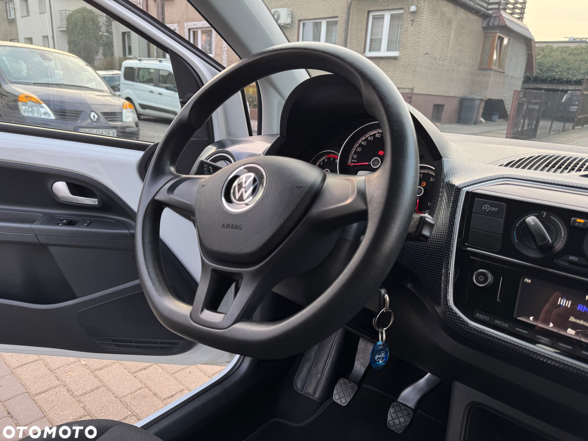 Volkswagen up! 1.0 move - 18