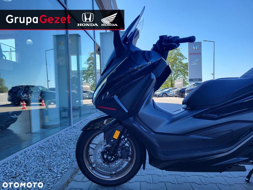 Honda NSS - 8