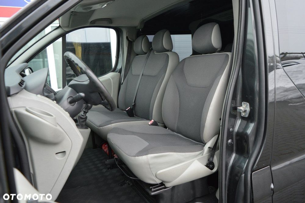 Opel Vivaro - 19