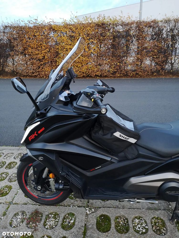 Kymco AK 550 - 5