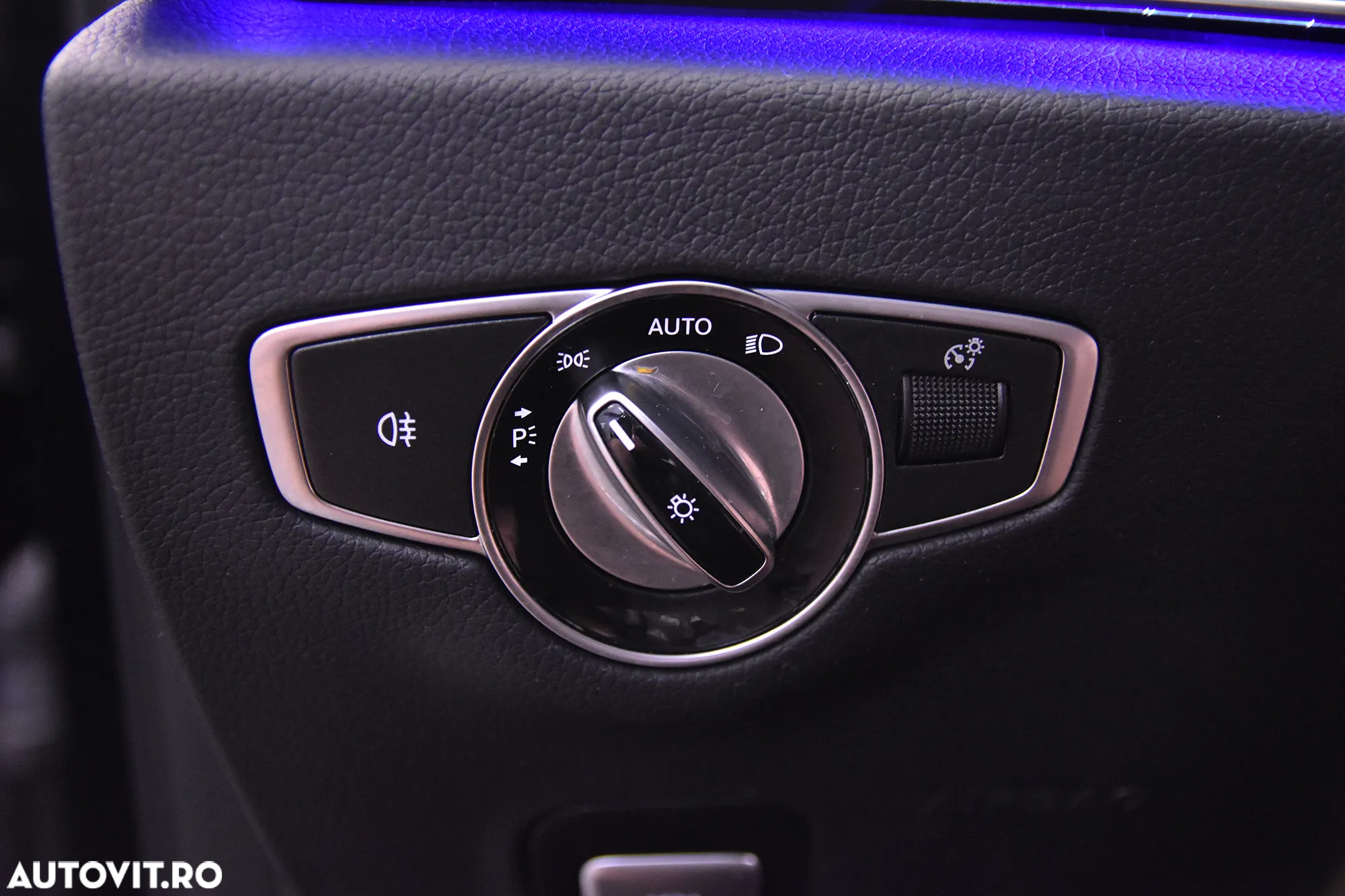 Mercedes-Benz E 200 Aut. - 15