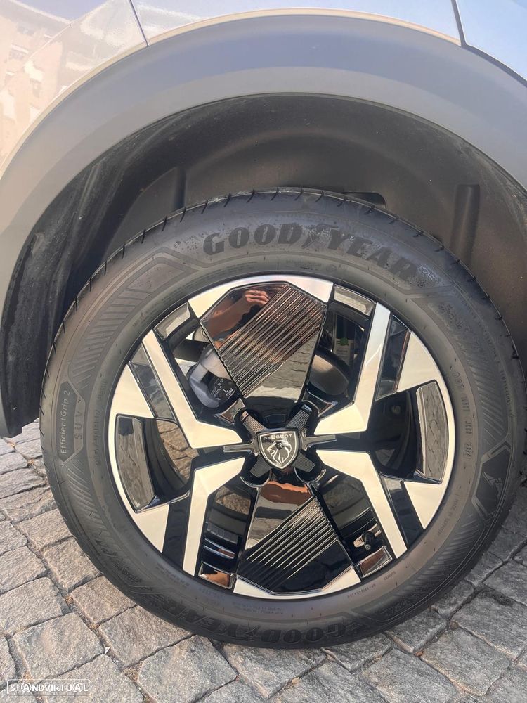 Peugeot 2008 1.2 PureTech Allure Pack - 12