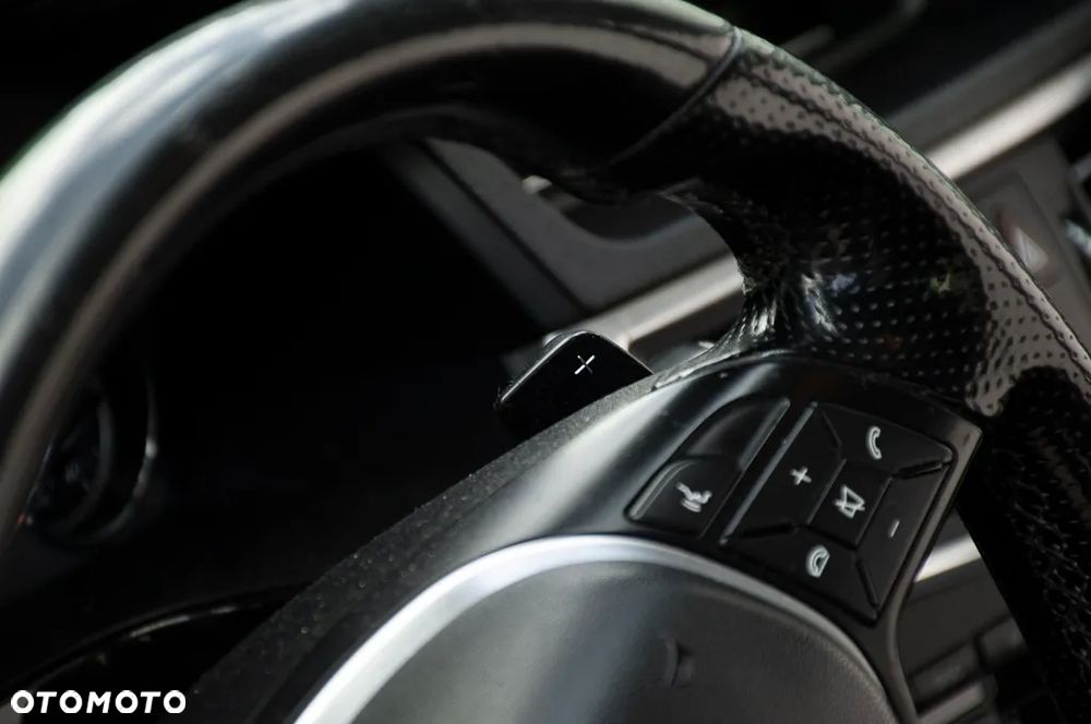 Mercedes-Benz Klasa E 220 BlueTEC 4Matic 7G-TRONIC Avantgarde - 40