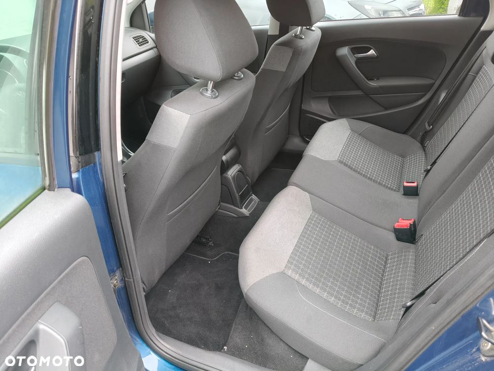 Volkswagen Polo 1.4 TDI (Blue Motion Technology) Comfortline - 11