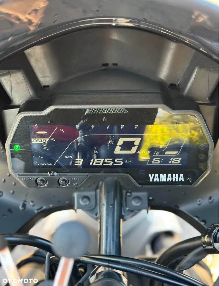 Yamaha YZF - 15