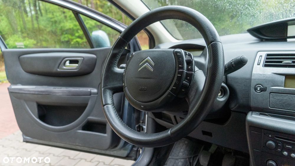 Citroën C4 2.0 HDi SX Pack - 24