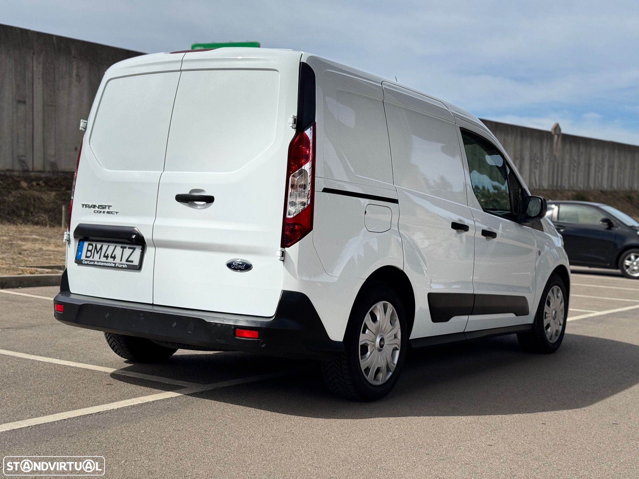 Ford Transit Connect L1 1.5 EcoBlue Trend Business Nav - 32